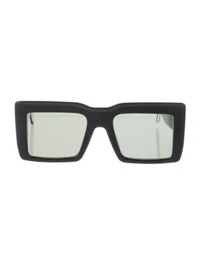 Pre-owned Loewe Square Tinted Sunglasses In Black