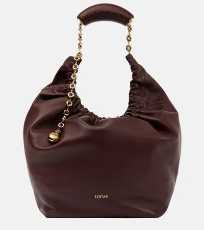 Loewe Medium Squeeze Chain Leather Hobo Bag In Dark Burgundy