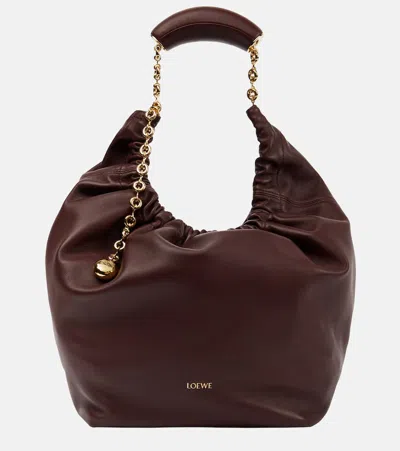 Loewe Squeeze Medium Leather Shoulder Bag In Red