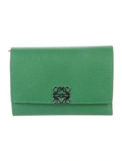 Pre-owned Loewe Trifold Leather Compact Wallet In Green