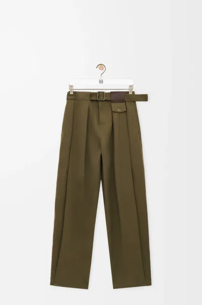 Loewe Belted Leather-trimmed Pleated Cotton And Silk-blend Pants In Green