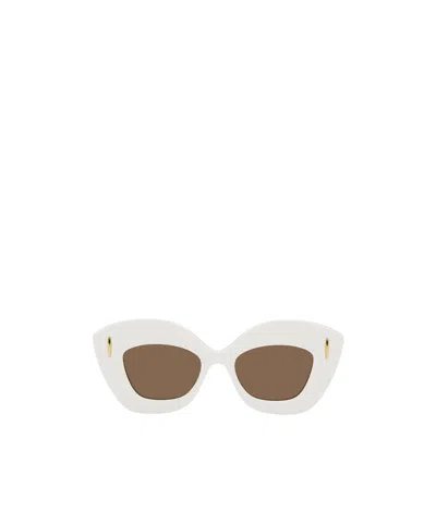 Loewe Vintage Cat-eye Sunglasses In White