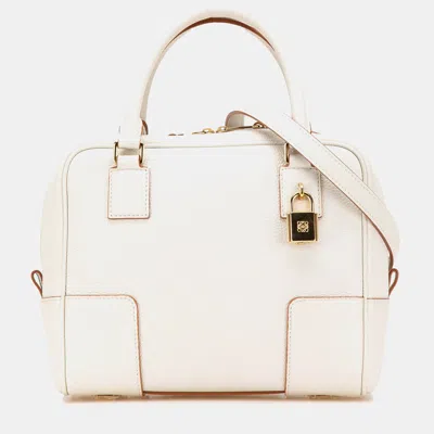 Pre-owned Loewe White Leather Amazona Square 19