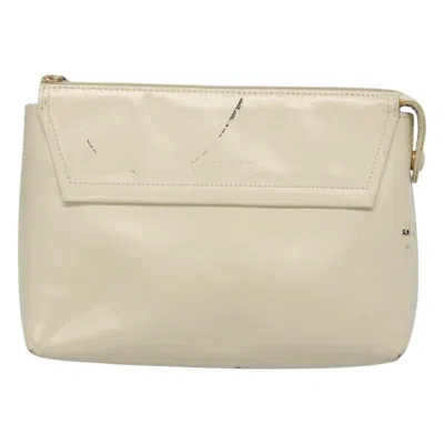 Pre-owned Loewe White Leather Clutch Bag ()