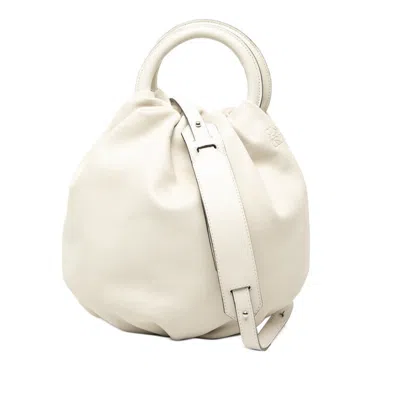 Pre-owned Loewe White Leather Handbag Shoulder Bag ()