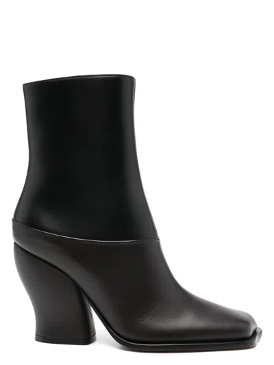 LOEWE WOMEN'S ONDA LEATHER BOOTS