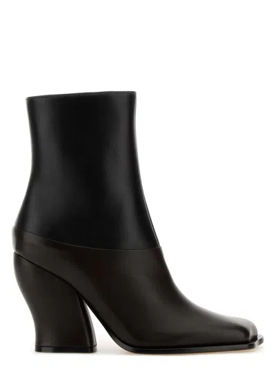 Loewe Women's Two-tone Leather Onda Ankle Boots | Size 40 | L814286x26 Color Bladarbro