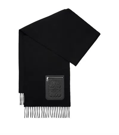 Loewe Wool-cashmere Pocket-detail Scarf In Black