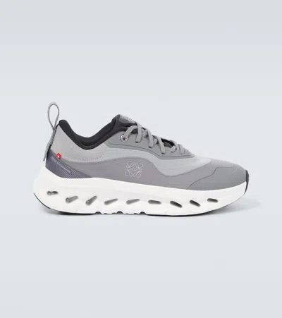 Loewe X On Men's Cloudtilt 2 Knit Low-top Sneakers In Gray