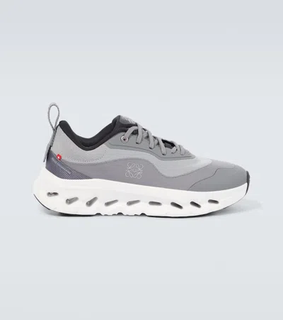 Loewe X On Men's Cloudtilt 2 Knit Low-top Sneakers In Grey