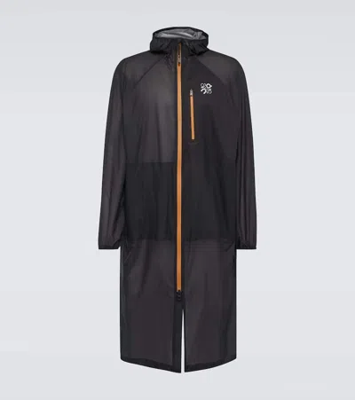 Loewe X On Ultra Rain Coat In Black