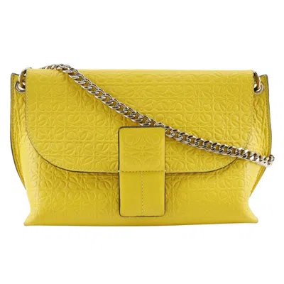 Pre-owned Loewe Yellow Leather Shoulder Bag ()