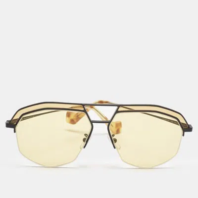 Pre-owned Loewe Yellow Lw40016i Frame Aviator Sunglasses