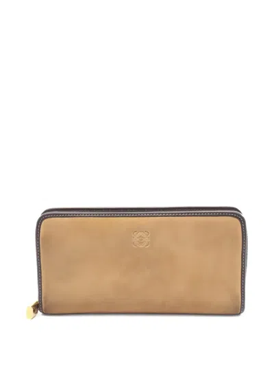 Pre-owned Loewe Zip-up Wallet In Neutral