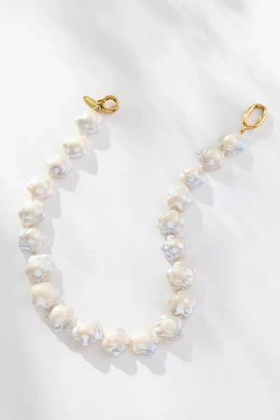 Logan Tay Baroque Flower Pearl Necklace In Neutral