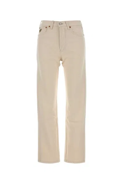 Lois Lindsay In Neutral