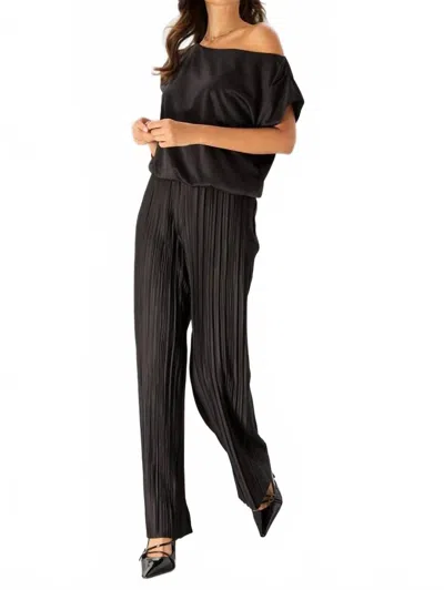 Lola And Sophie Pleated Pull-on Pant In Black