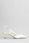 Lola Cruz Carmen Pump 85 Pumps In White Leather In White