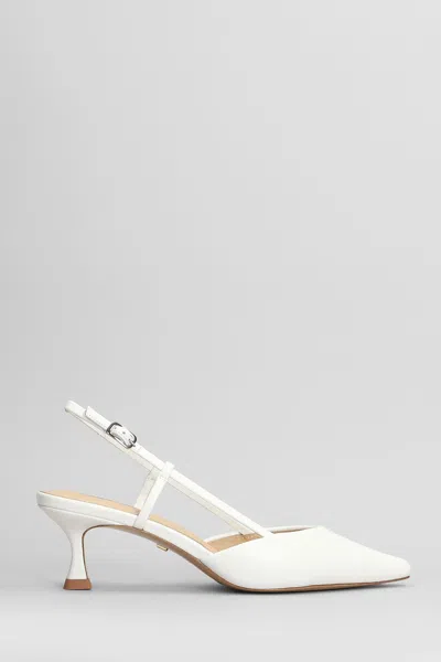 LOLA CRUZ CARMEN 55 PUMPS IN WHITE LEATHER