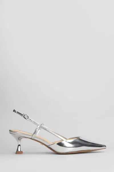 Lola Cruz Carmen Pump 55 Pumps In Silver Leather