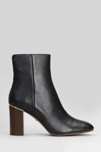 Lola Cruz High Heels Ankle Boots In Black Leather