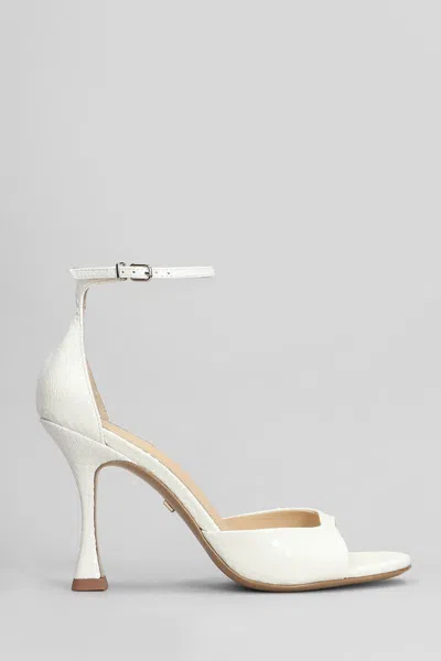 Lola Cruz Kumala 95 Sandals In White