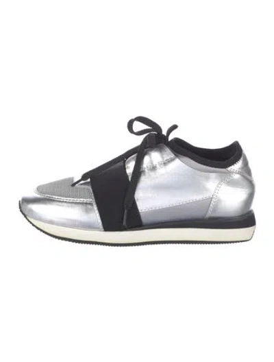Pre-owned Lola Cruz Patent Leather Colorblock Pattern Sneakers In White