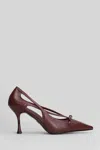 Lola Cruz Pumps In Bordeaux Leather In Burgundy