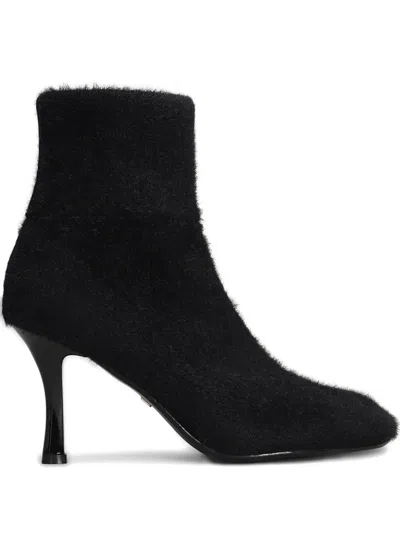 Lola Cruz Stiletto-heel Boots In Black