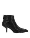 Lola Cruz Woman Ankle Boots Black Size 8 Leather In Black
