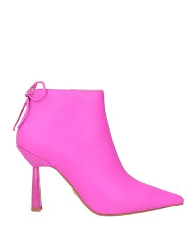 Lola Cruz Woman Ankle Boots Fuchsia Size 8 Leather In Pink