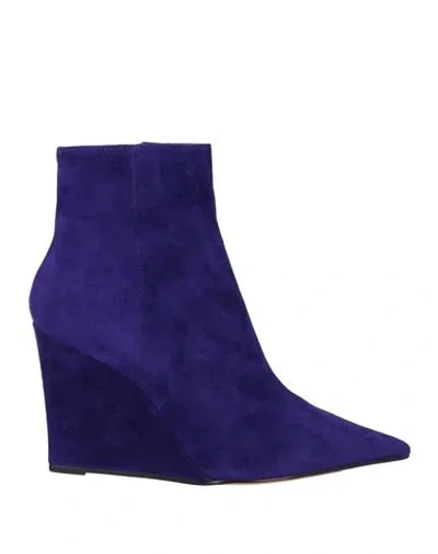 Lola Cruz Woman Ankle Boots Purple Size 8 Leather