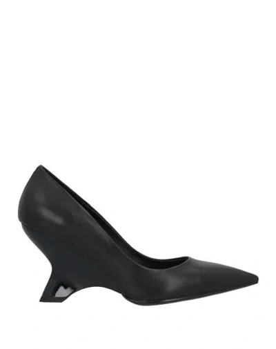 Lola Cruz Woman Pumps Beige Size 8 Leather