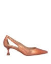 Lola Cruz Woman Pumps Camel Size 9 Soft Leather In Orange