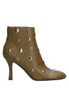 Lola Cruz Women Boots In Neutral