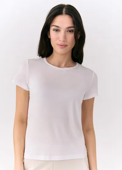 Lole Dynamic Short Sleeve Shirt In White