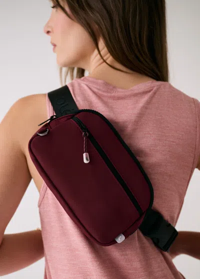 Lole Jamie Bag In Dark Cherry P755