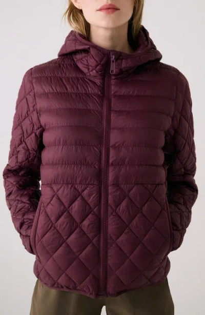 Lole The Base Packable Insulated Hooded Jacket In Burgundy
