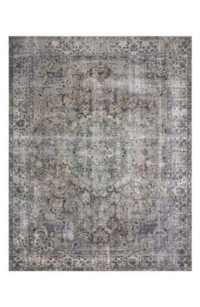Loloi Layla Accent Rug In Gray