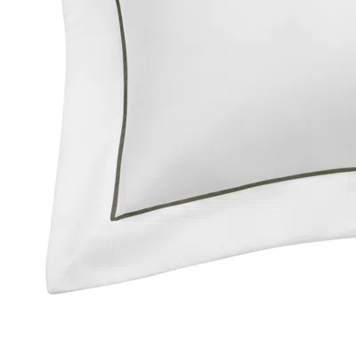 London & Avalon White / Green Heritage King Oxford Pillowcase- White With Canopy Green Trim In White/green