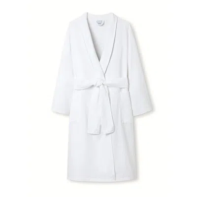 London & Avalon White Luxurious 100% Linen & Towelling Bathrobe