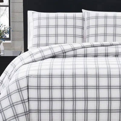 London Fog Plaid Flannel Comforter Set In White,gray