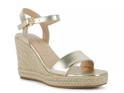 London Rag Augie Wedge Sandal In Gold