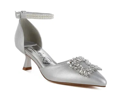 London Rag Onkana Pump In Silver
