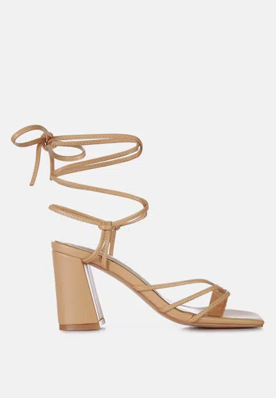 London Rag Piri Toe Ring Tie Up Block Sandals In Gold