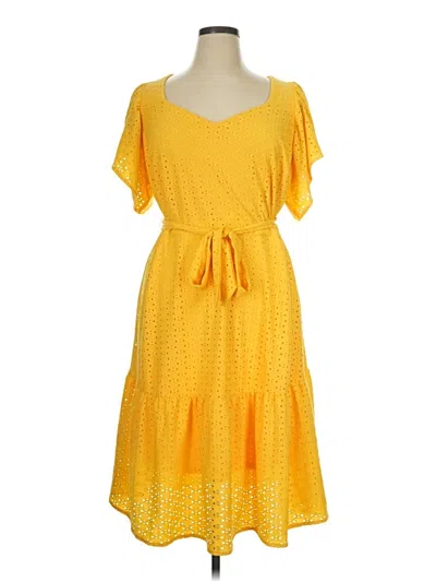 Pre-owned London Times Casual Dress In Yellow