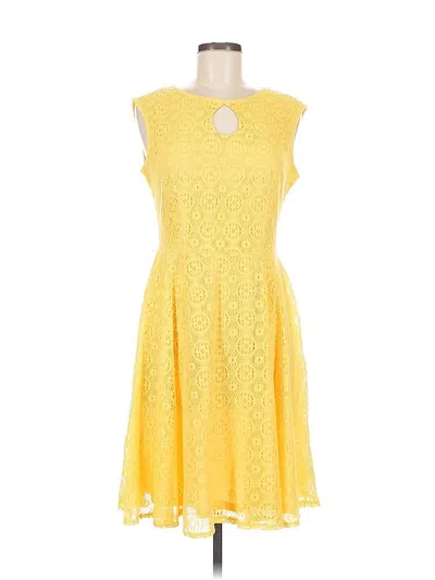 Pre-owned London Times Cocktail Dress In Yellow