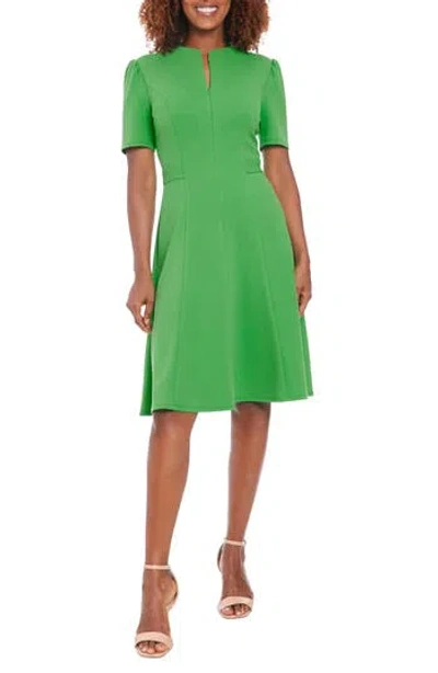 London Times Front Zip Short Sleeve Fit & Flare Dress In Kelly Green