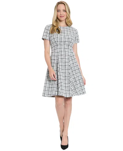 London Times Petite Short Sleeve Fit And Flare Dress In Multi