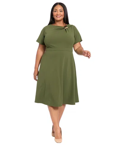 LONDON TIMES PLUS SIZE FIT AND FLARE SHORT SLEEVE DRESS
